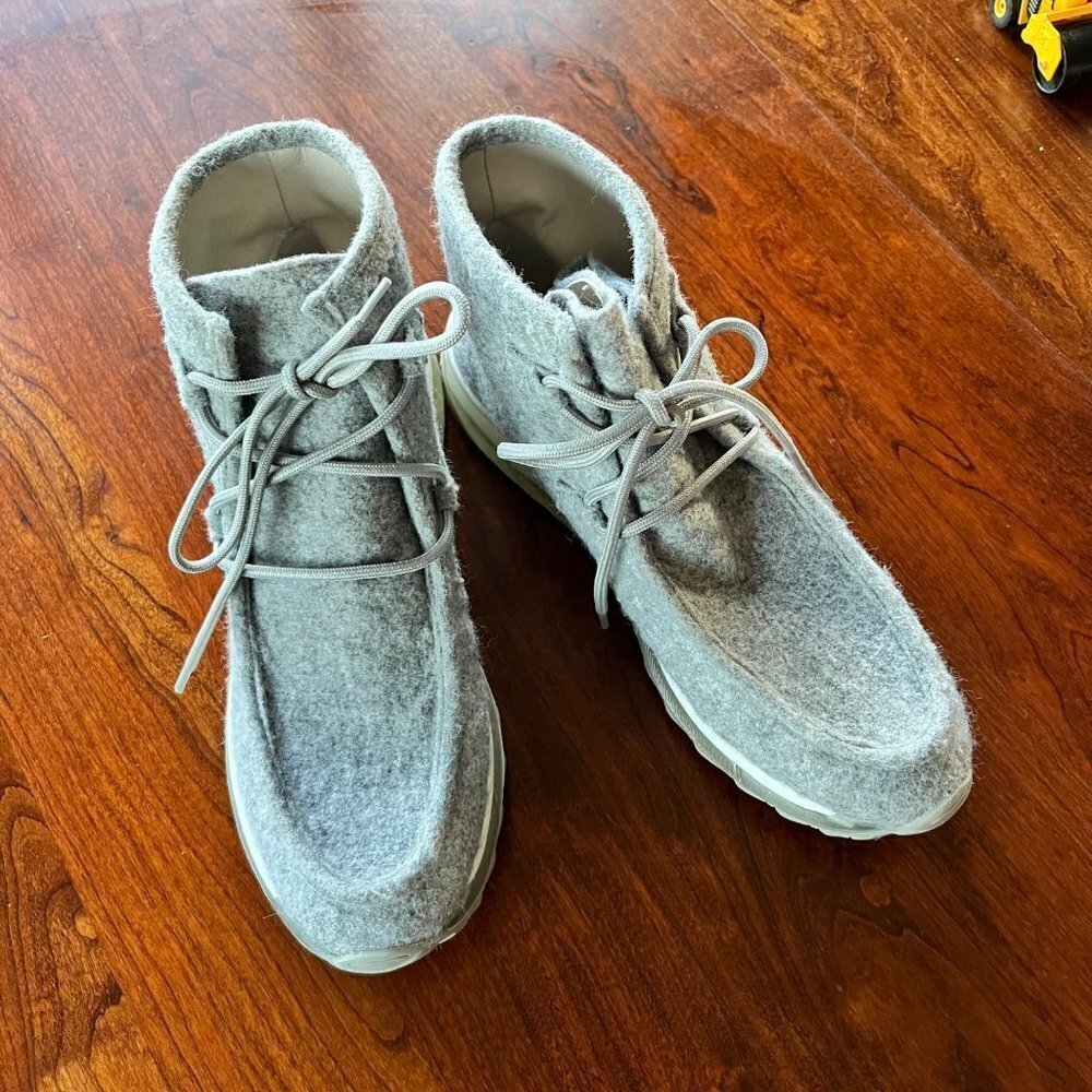 Gaimo Women's Gray Felted Booties- Size 41‎ (10US)